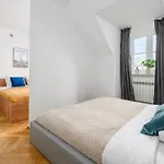 Apartmán Lumina On The Old Square Near The Royal Castle *