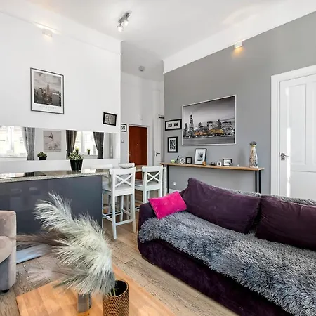 Lumina On The Old Square Near The Royal Castle