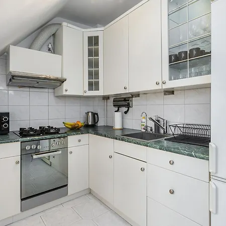 Lumina On The Old Square Near The Royal Castle * ורשה