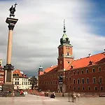 아파트 Lumina On The Old Square Near The Royal Castle *