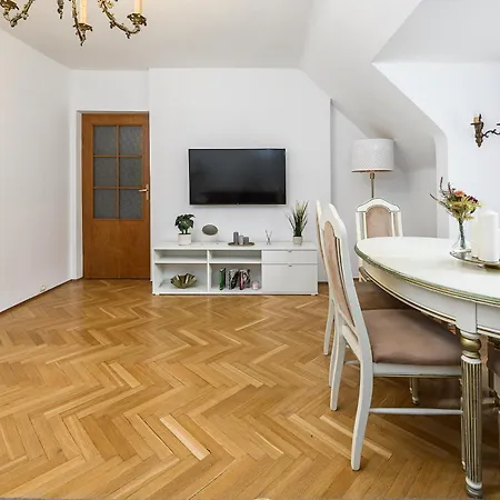 Lumina On The Old Square Near The Royal Castle