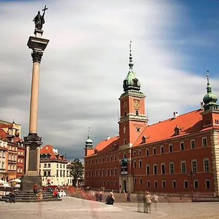 Lumina I On The Old Square I Near The Royal Castle